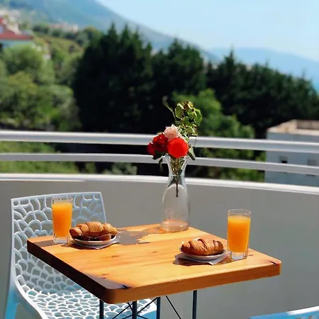 Europea Hotel *